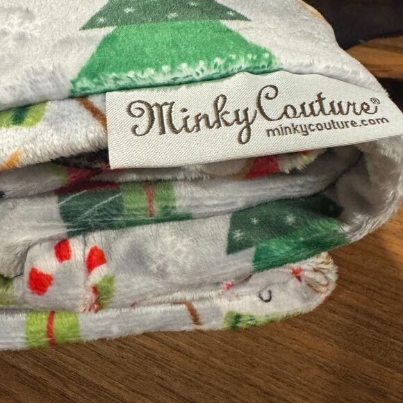 Minky Couture Plush Christmas Themed Holiday Print Luxe Standard Pillow Cases - Picture 5 of 8